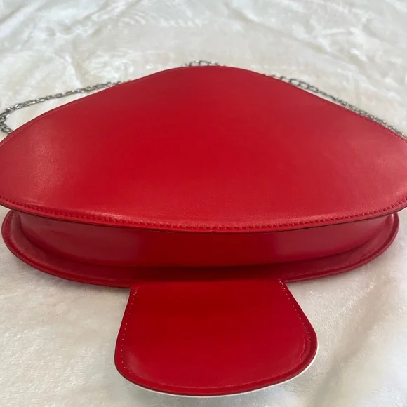 Red and White Mushroom-Shaped Women's Bag - Picture 3 of 4